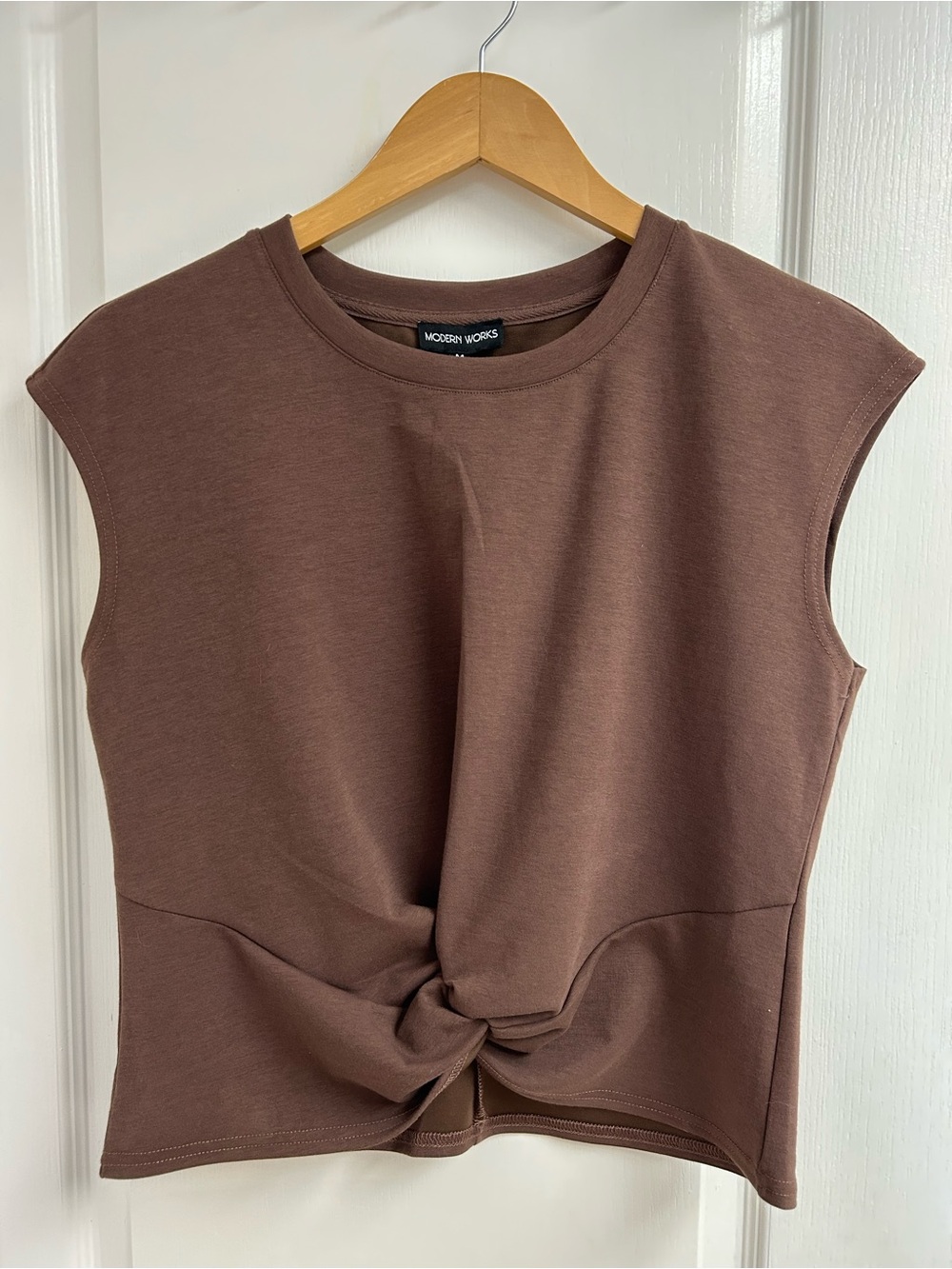 NWT Modern Works Cap Sleeve Twist Front Top Brown size Medium